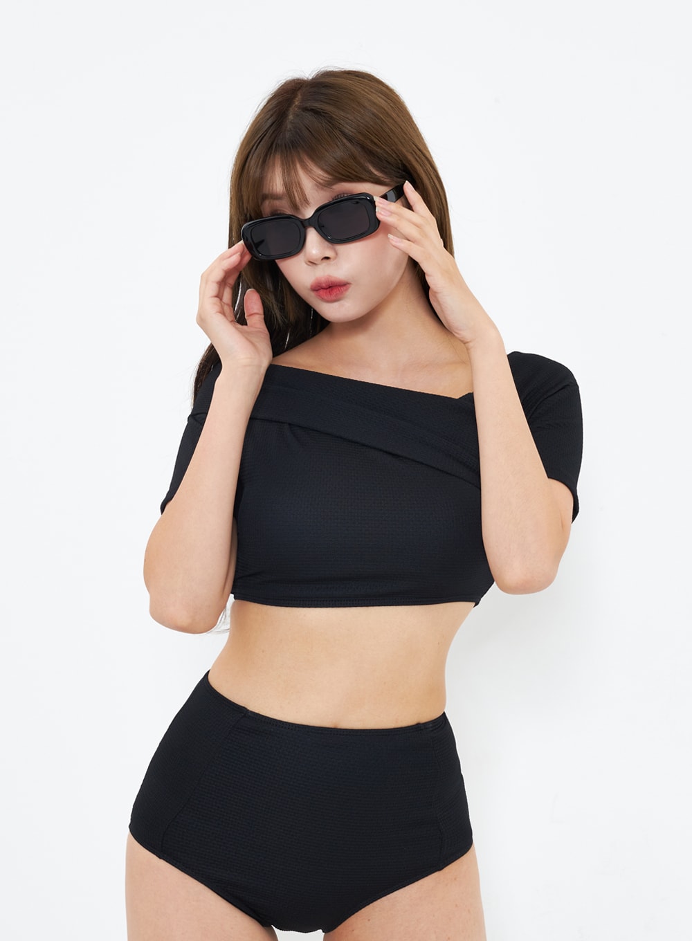 short-sleeve-bikini-set-iu302