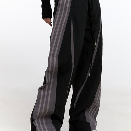 striped-loose-fit-trackpants-cn421 / Black