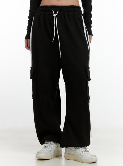 pocket-detail-wide-leg-track-pants-cn412 / Black