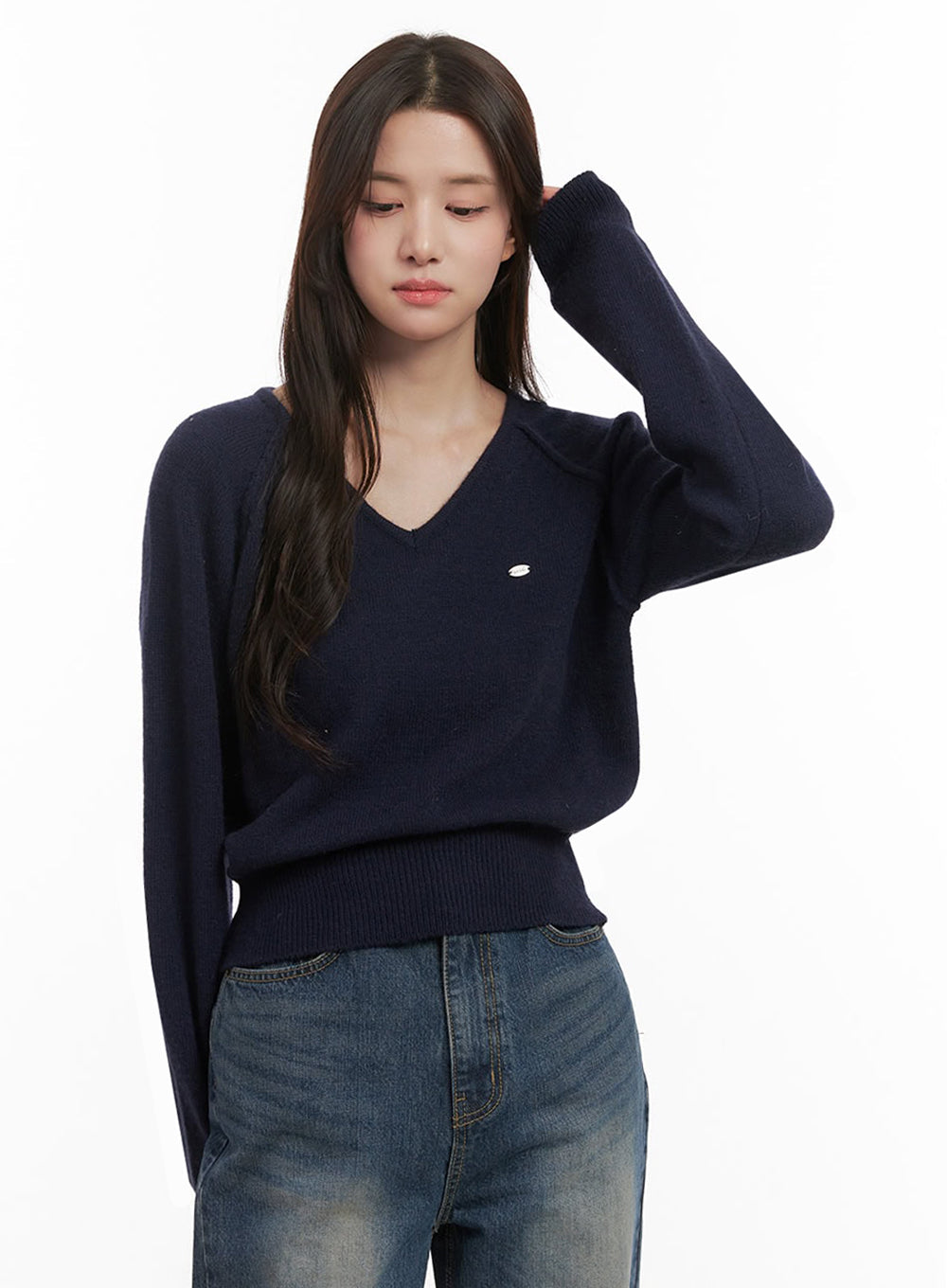 Comfort V-Neck Crop Sweater IJ510