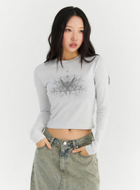 graphic-long-sleeve-top-cn303 / Light gray