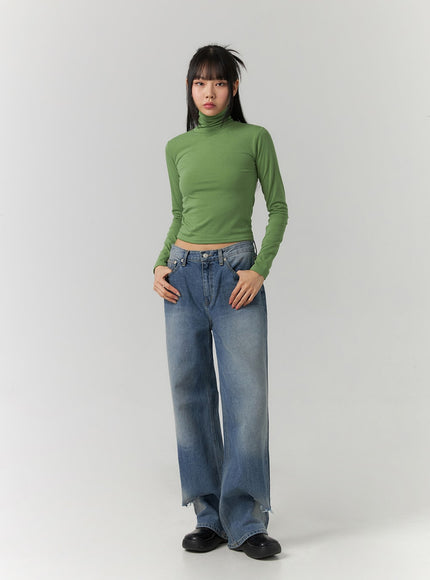 ripped-straight-leg-jeans-cd308