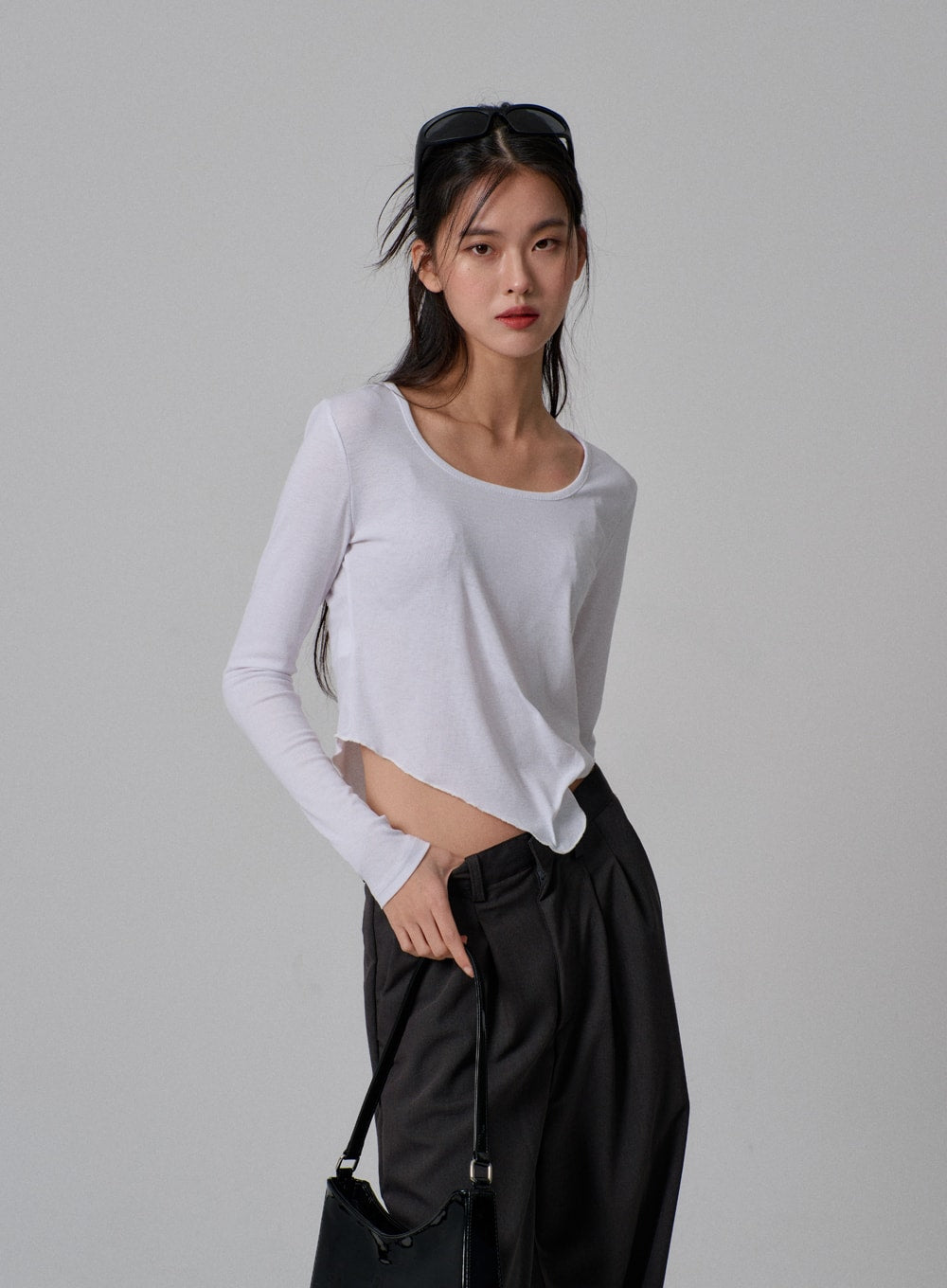 Scoop Neck Unbalanced Cropped Top IJ313