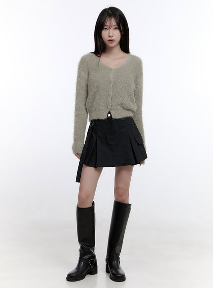 v-neck-fuzzy-crop-cardigan-co418