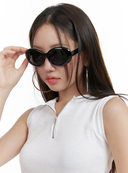 tinted-round-sunglasses-og406 / Black