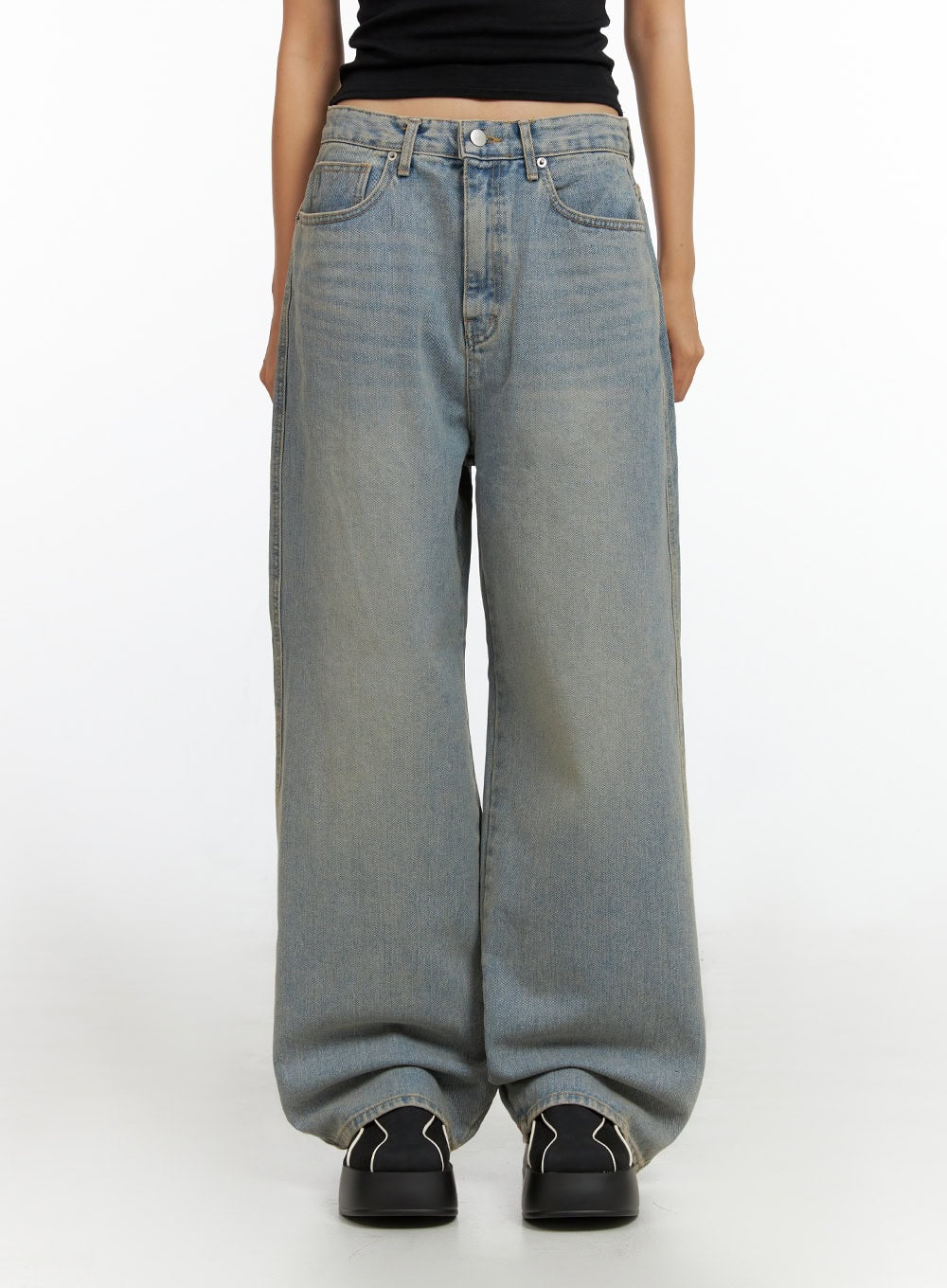 light-washed-baggy-jeans-il409 / Light blue