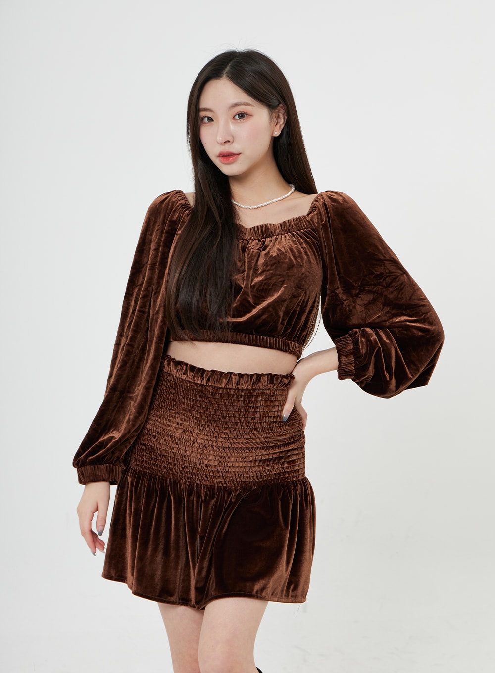 Velvet Elastic Puffy Sleeves Crop Top BO31