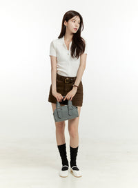 belted-solid-mini-skirt-ou428