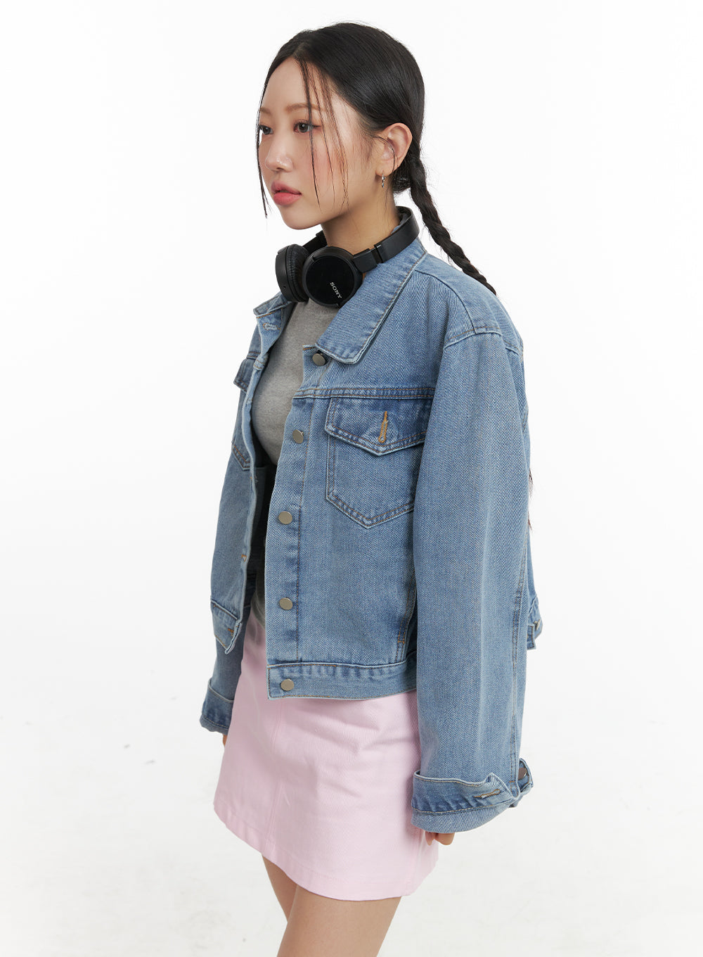 washed-buttoned-denim-jacket-oa402