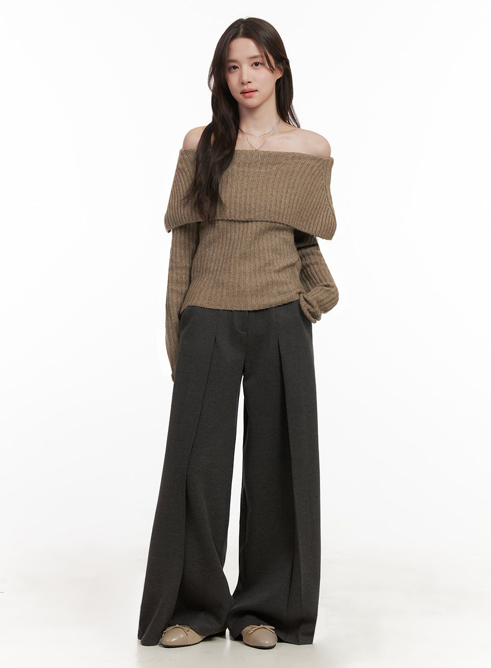 Elegant Off-Shoulder Sweater IJ510