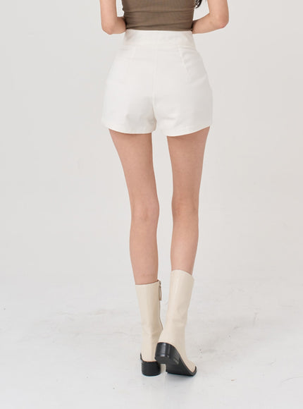 Side Belt Slit High Waist Short Pants IG18