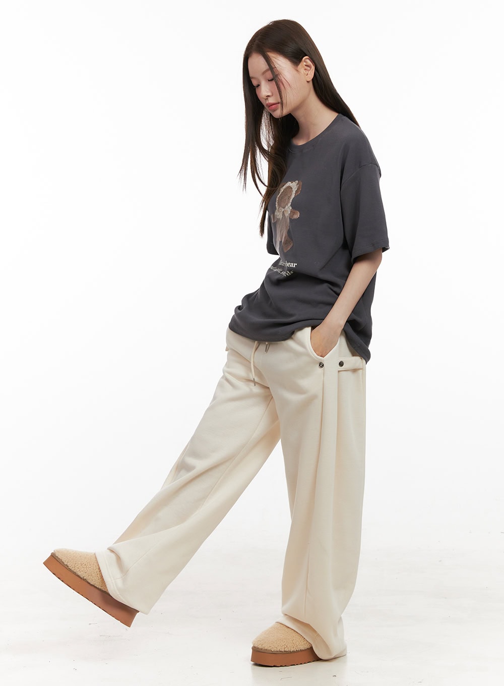 chic-button-detail-sweatpants-od412