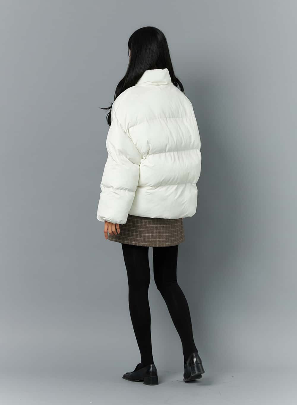 oversized-high-neck-puffer-jacket-on315