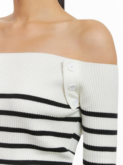 stripe-buttoned-off-shoulder-top-io409