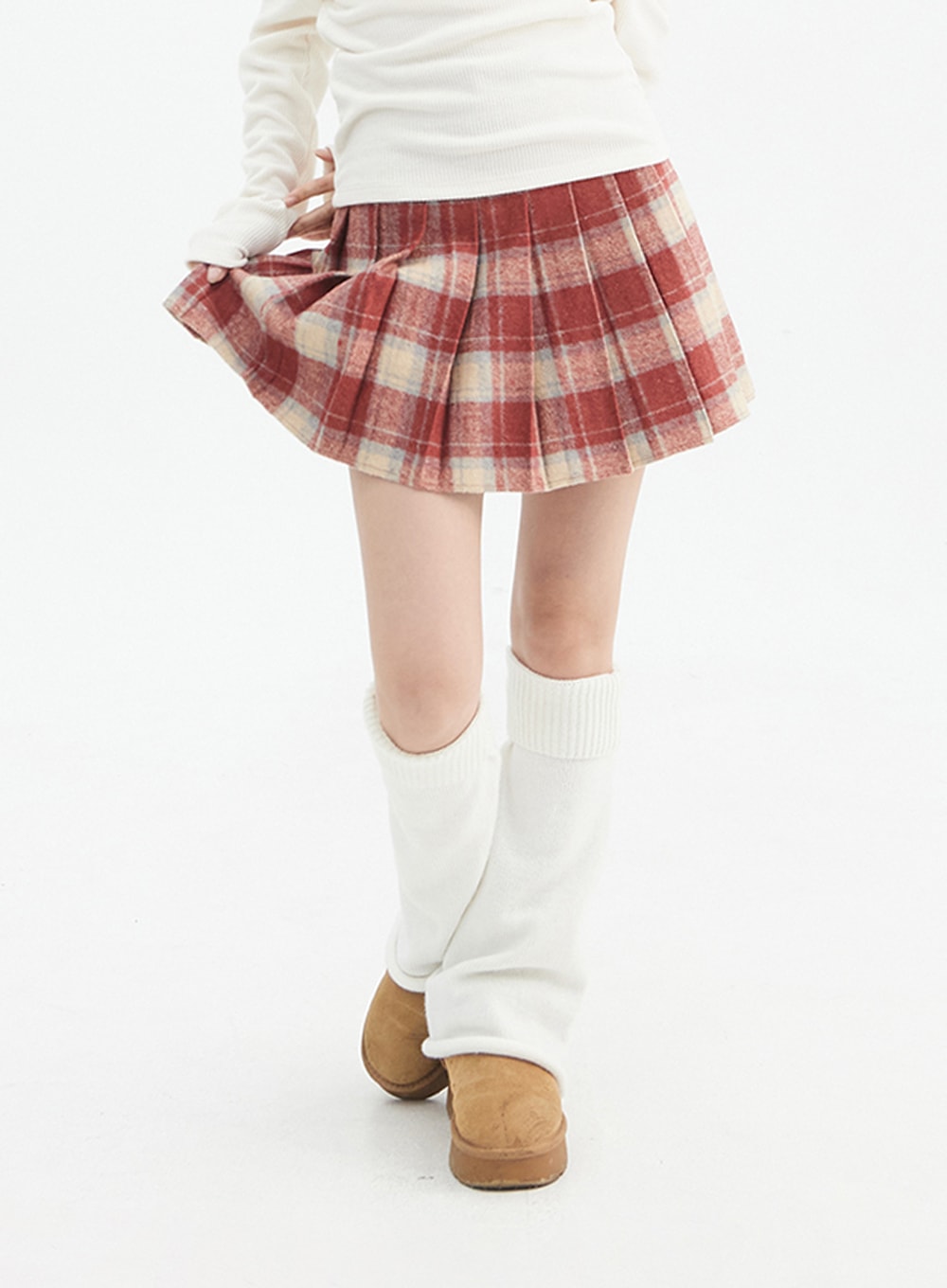 plaid-pleated-mini-skirt-in328