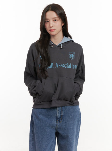 letter-print-long-sleeve-hoodie-on429