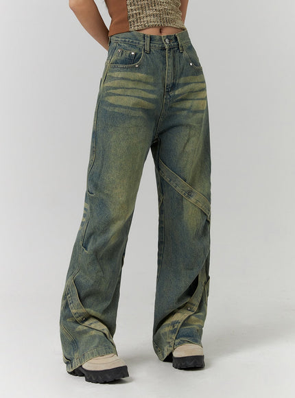 vintage-washed-wide-fit-strap-jeans-cd319