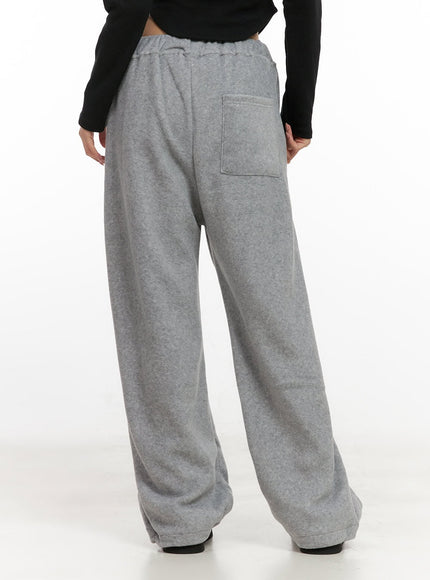 cozy-wide-fit-sweatpants-cn416