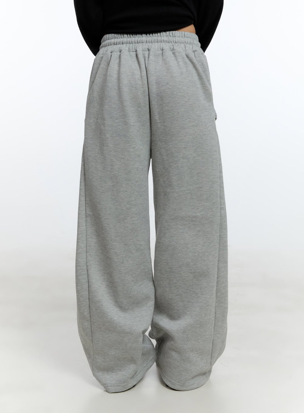 drawstring-wide-fit-sweatpants-cd423