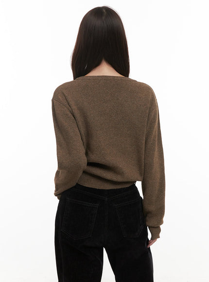 essential-v-neck-sweater-cj515