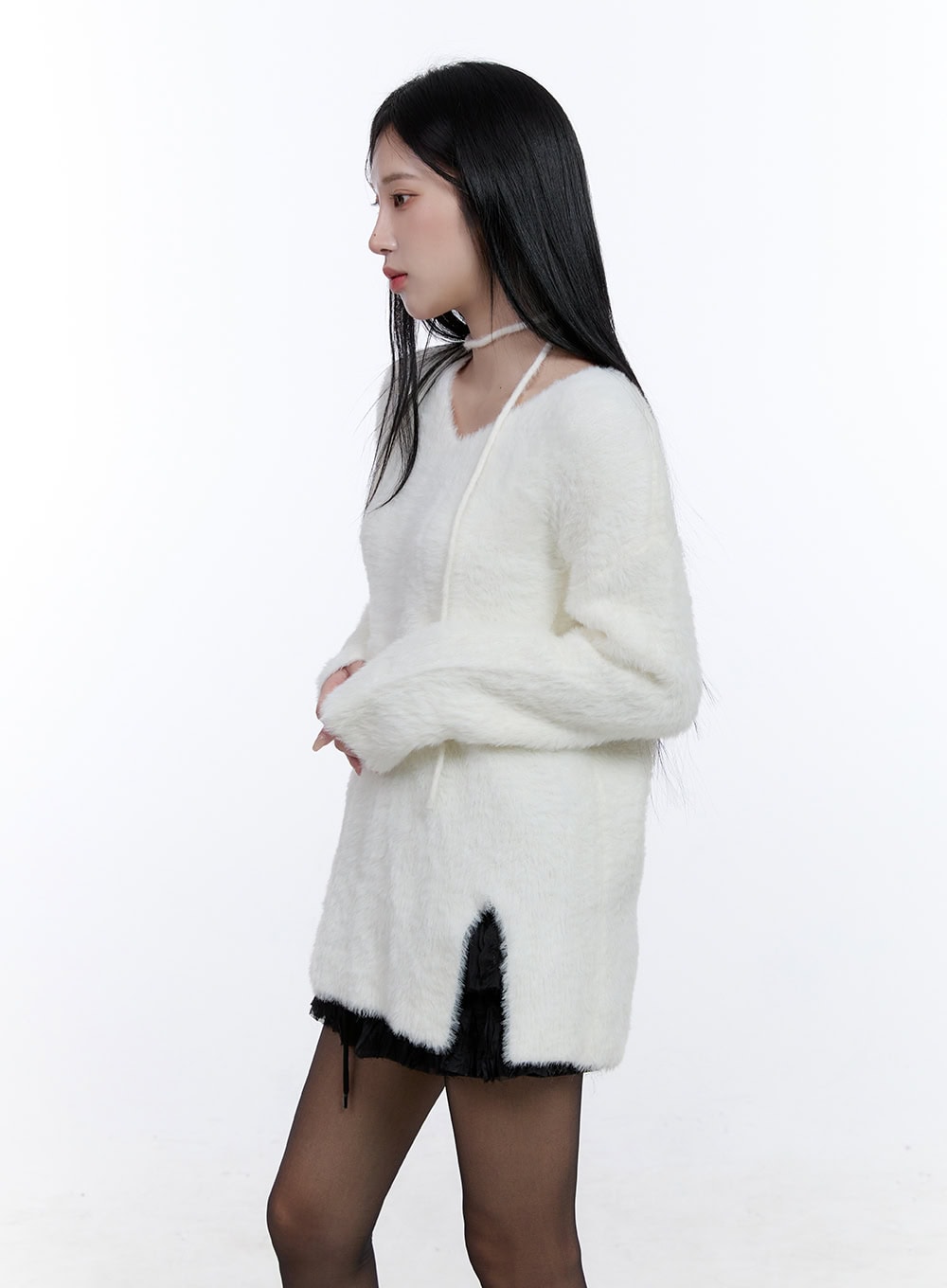 fuzzy-v-neck-sweater-cd419