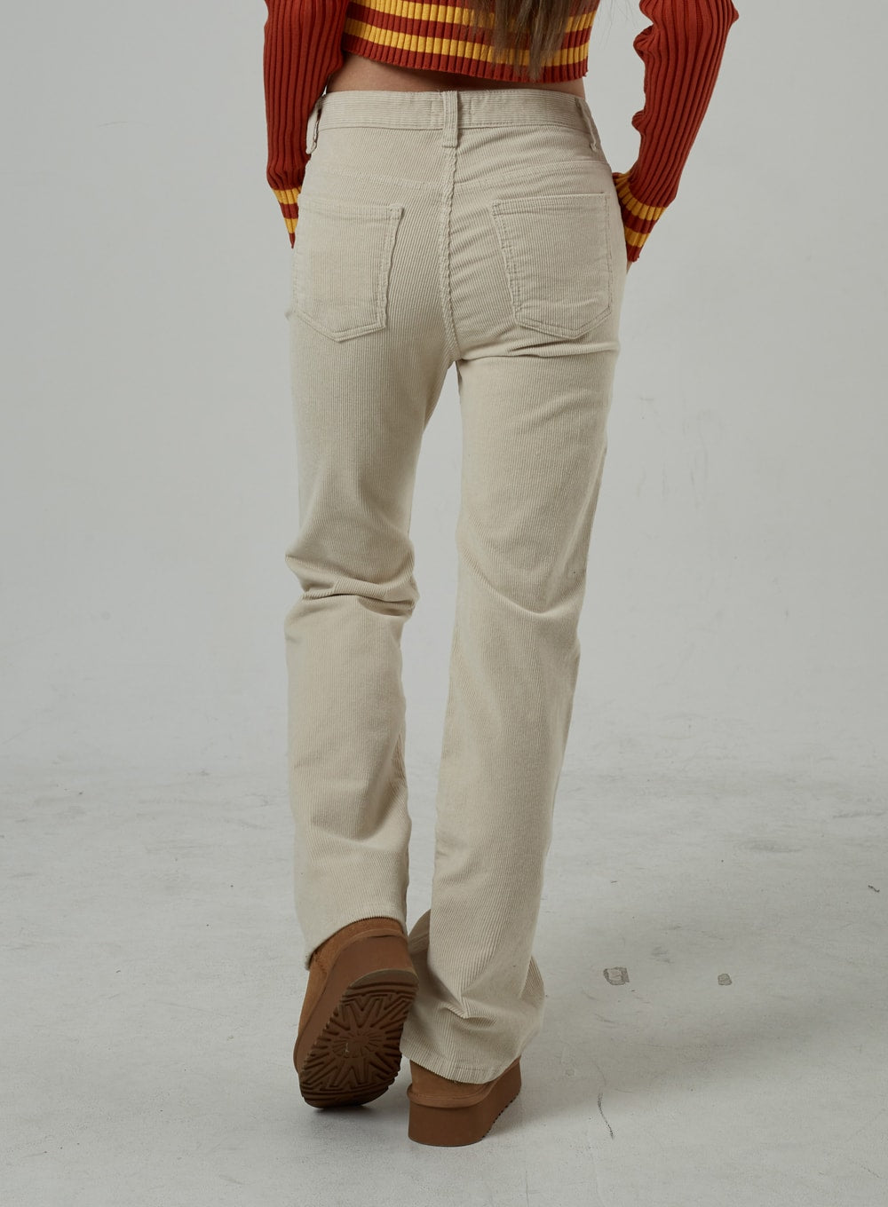 Mid-Rise Corduroy Bootcut Pants CJ306