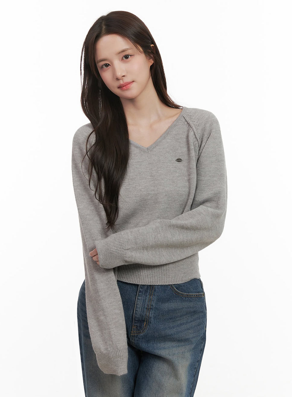 Comfort V-Neck Crop Sweater IJ510