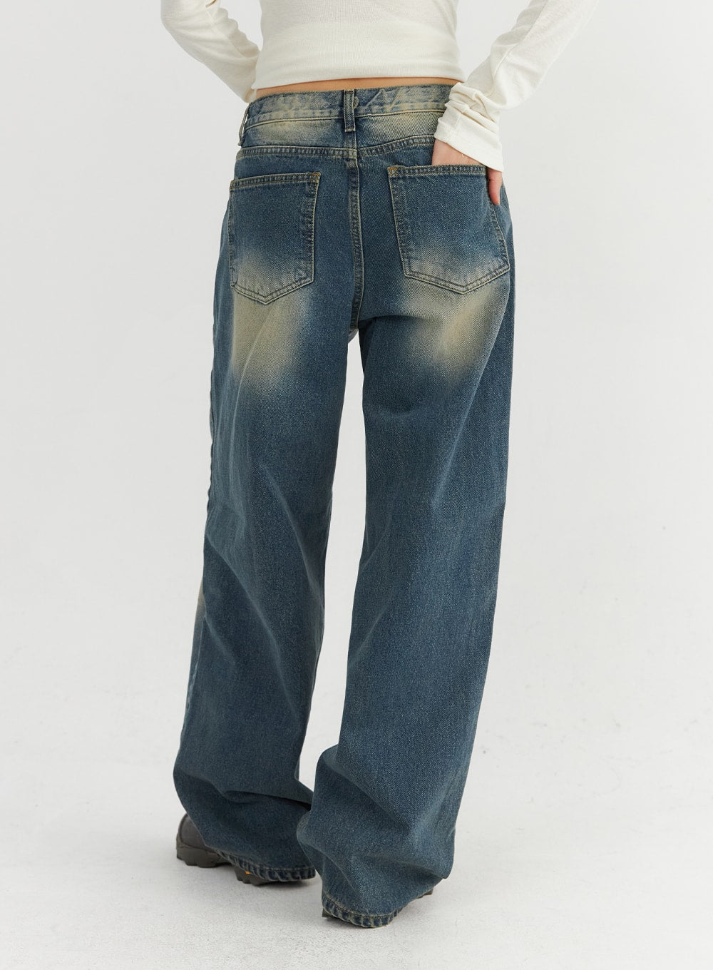 vintage-washed-wide-leg-jeans-co323