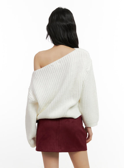 off-shoulder-loose-fit-knit-sweater-cn413