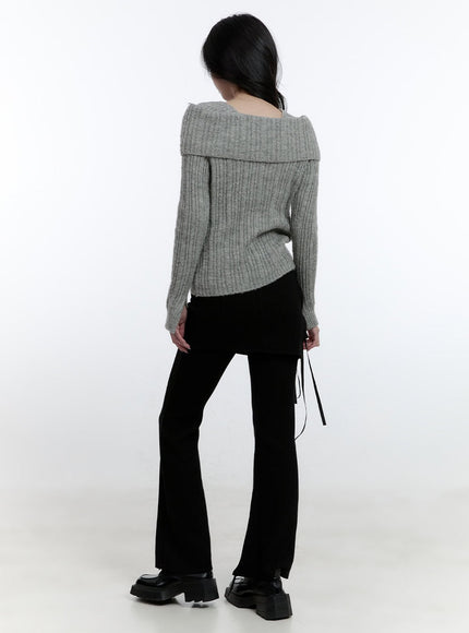 square-neck-buttoned-sweater-cj520