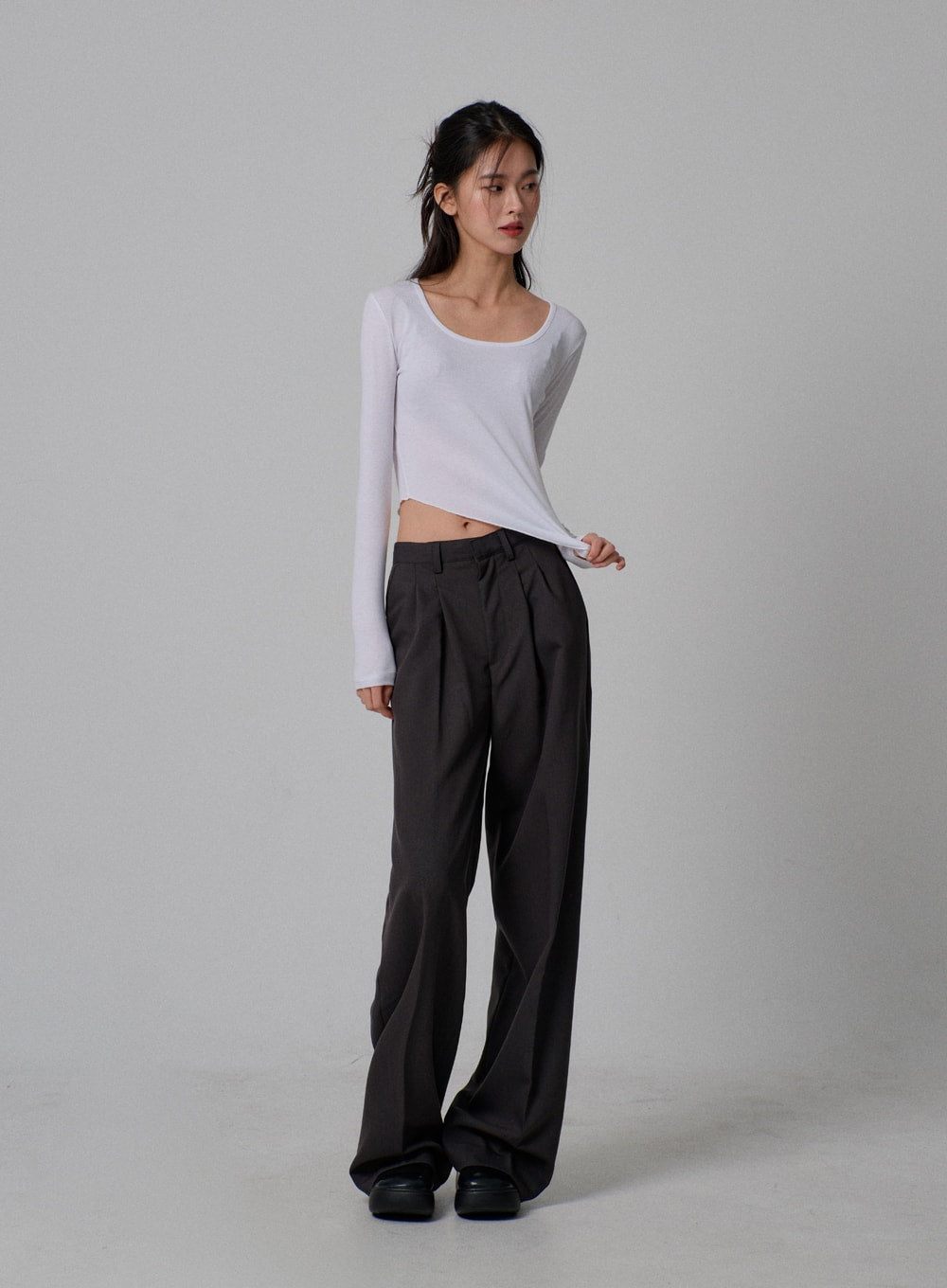 Scoop Neck Unbalanced Cropped Top IJ313