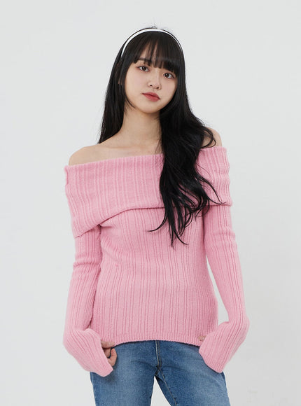 Off-Shoulder Stripe Knit Top OD22