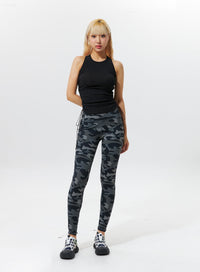 camo-graphic-leggings-ig324