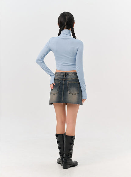 washed-denim-mini-skirt-in301