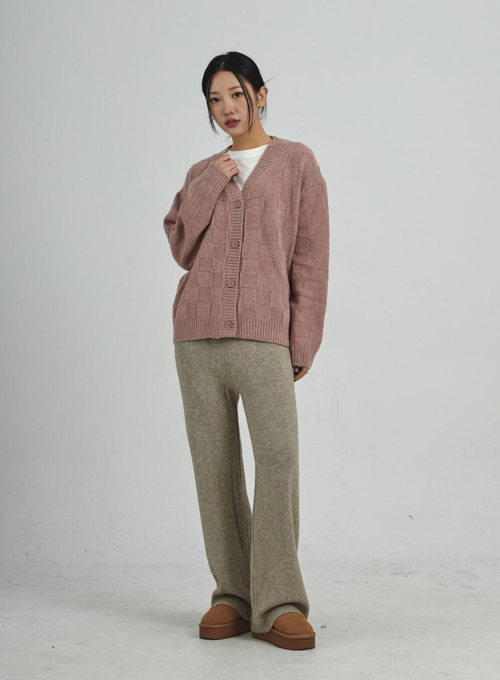 Check Pattern V-Neck Knit Cardigan CD09