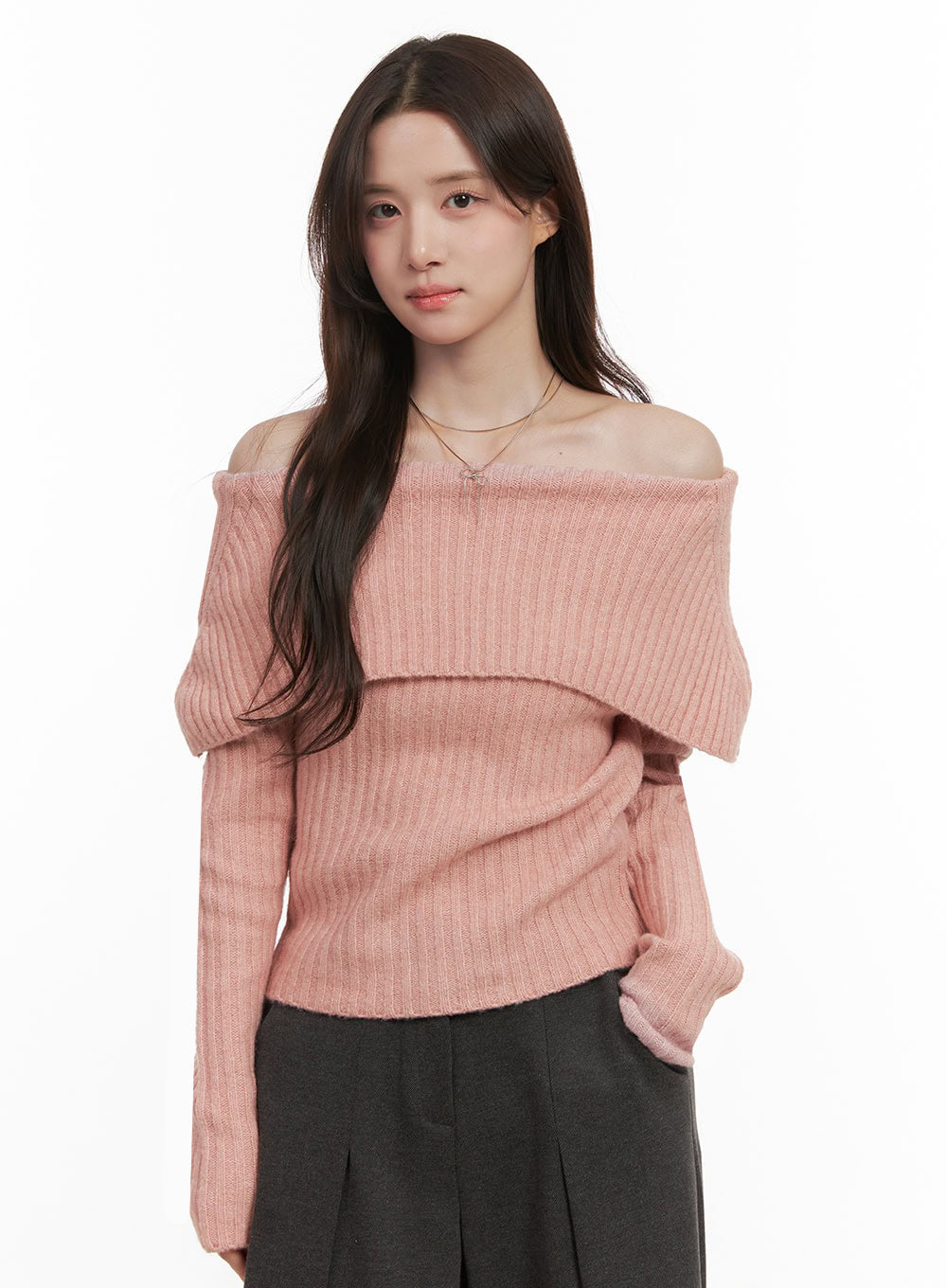 Elegant Off-Shoulder Sweater IJ510