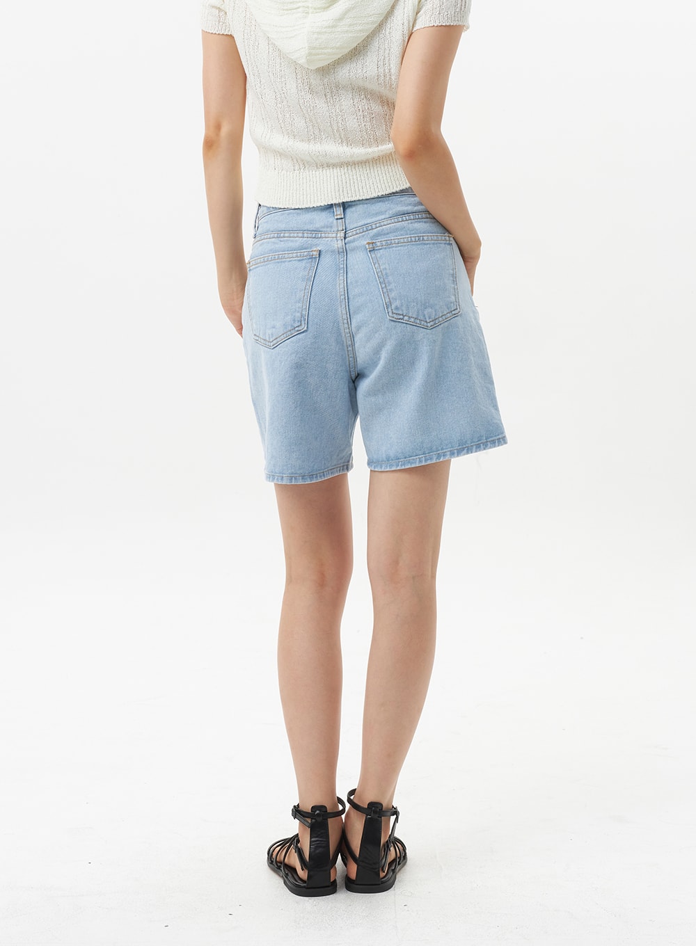 mid-rise-denim-shorts-ou328