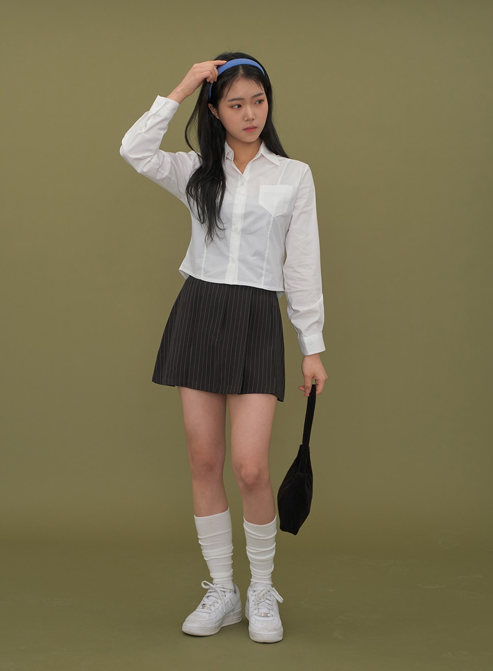 Cropped Shirt with Pockets C2601