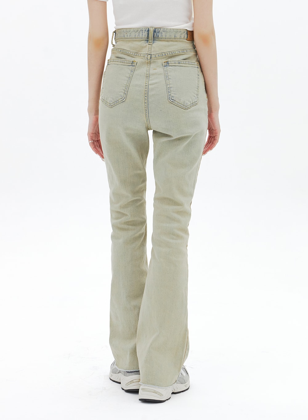 Beige Wash Bootcut Jeans BA320