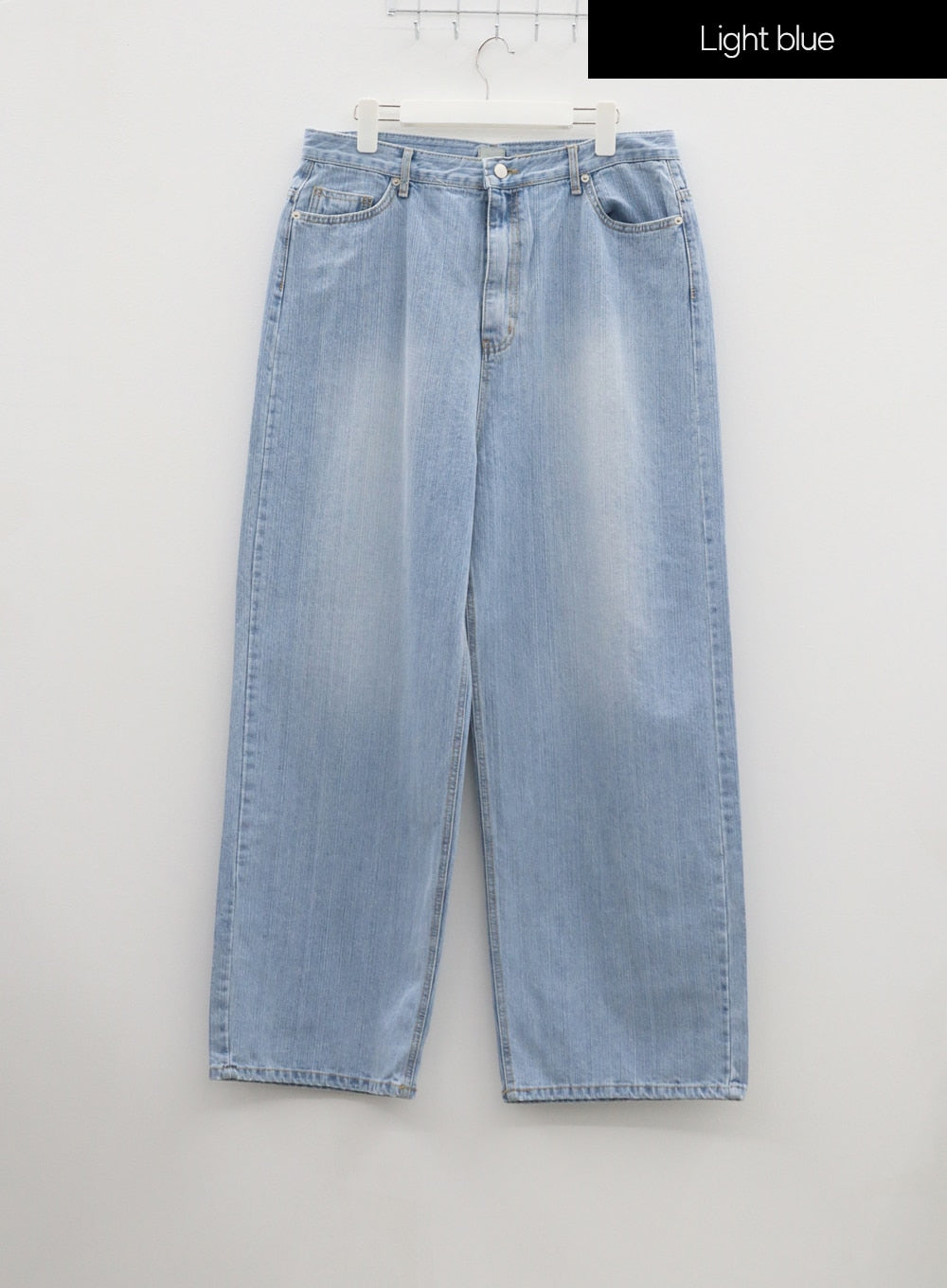 Plus Light Wash Wide Leg Jeans IF317