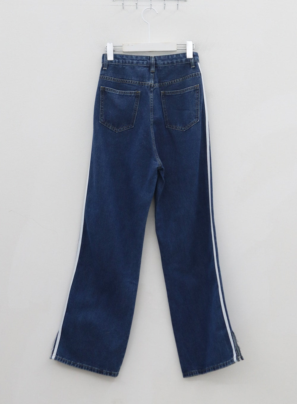 Side Stripes Straight Leg Jeans IN22