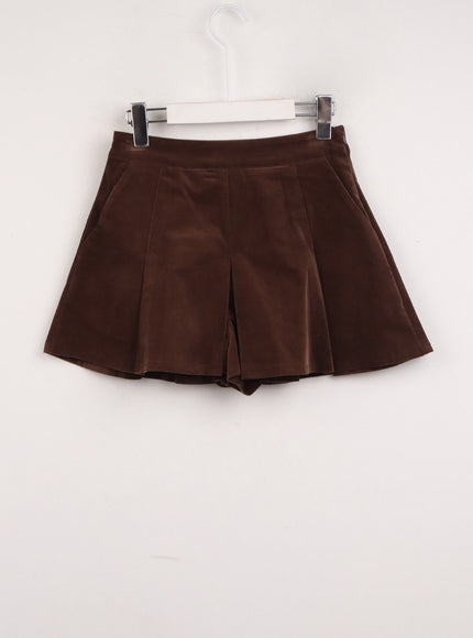 mid-waist-solid-pleated-mini-skirt-ij411