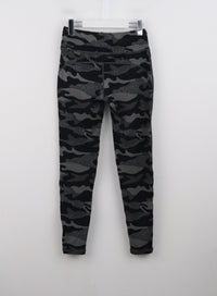 camo-graphic-leggings-ig324