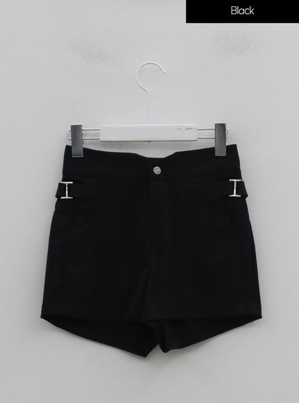 Side Belt Slit High Waist Short Pants IG18