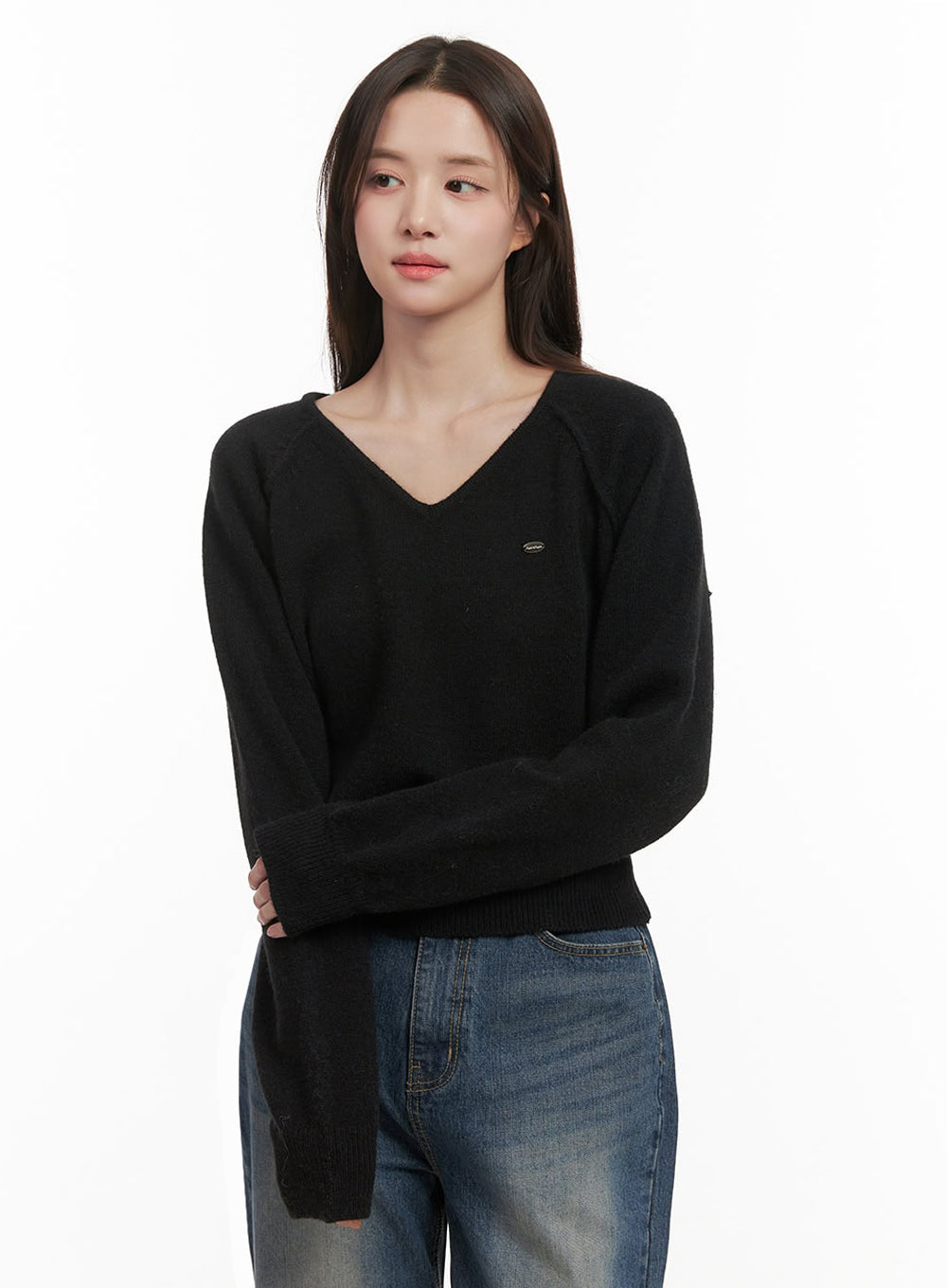 Comfort V-Neck Crop Sweater IJ510