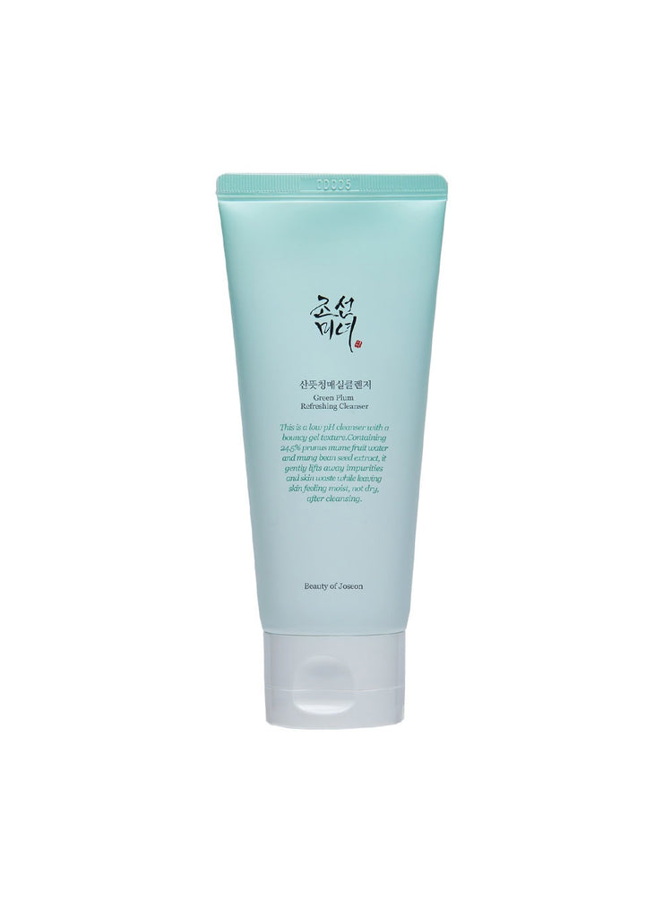 Green Plum Refreshing Cleanser (100ml)