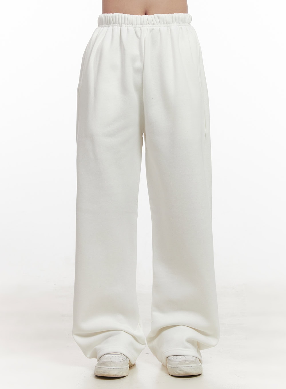 Fleece-Lined Wide-Fit Sweatpants CJ514