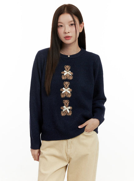 cozy-ribbon-bear-graphic-sweater-on422