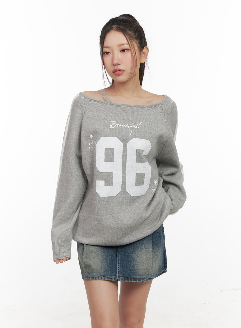 graphic-off-shoulder-crew-neck-cd416