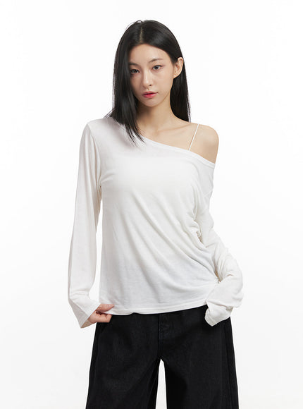 loose-fit-unbalanced-top-cn426